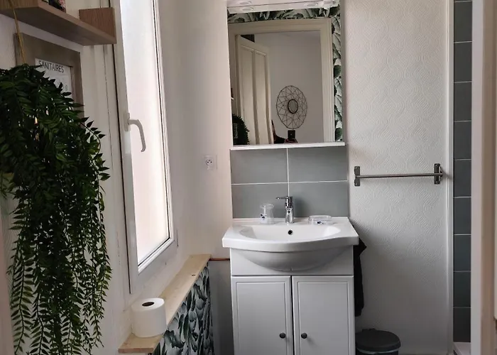 Holiday home Maison De Avec Exterieur Au Calme.